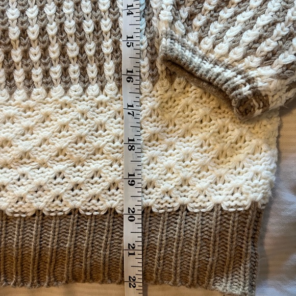 NWOT SHEIN SWEATER/JUMPER CREAM AND TAN - Picture 8 of 9